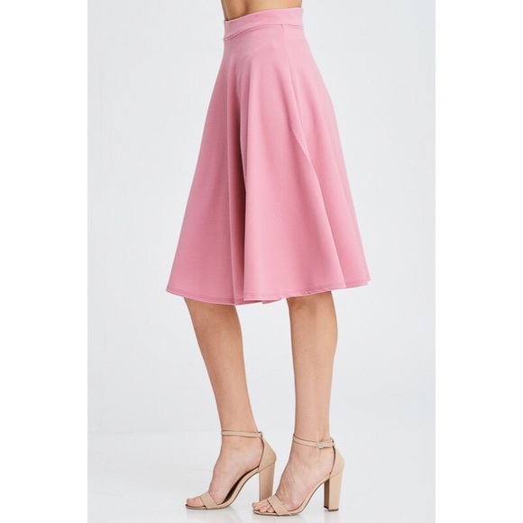 Classic pink skirt - Picture 2 of 5